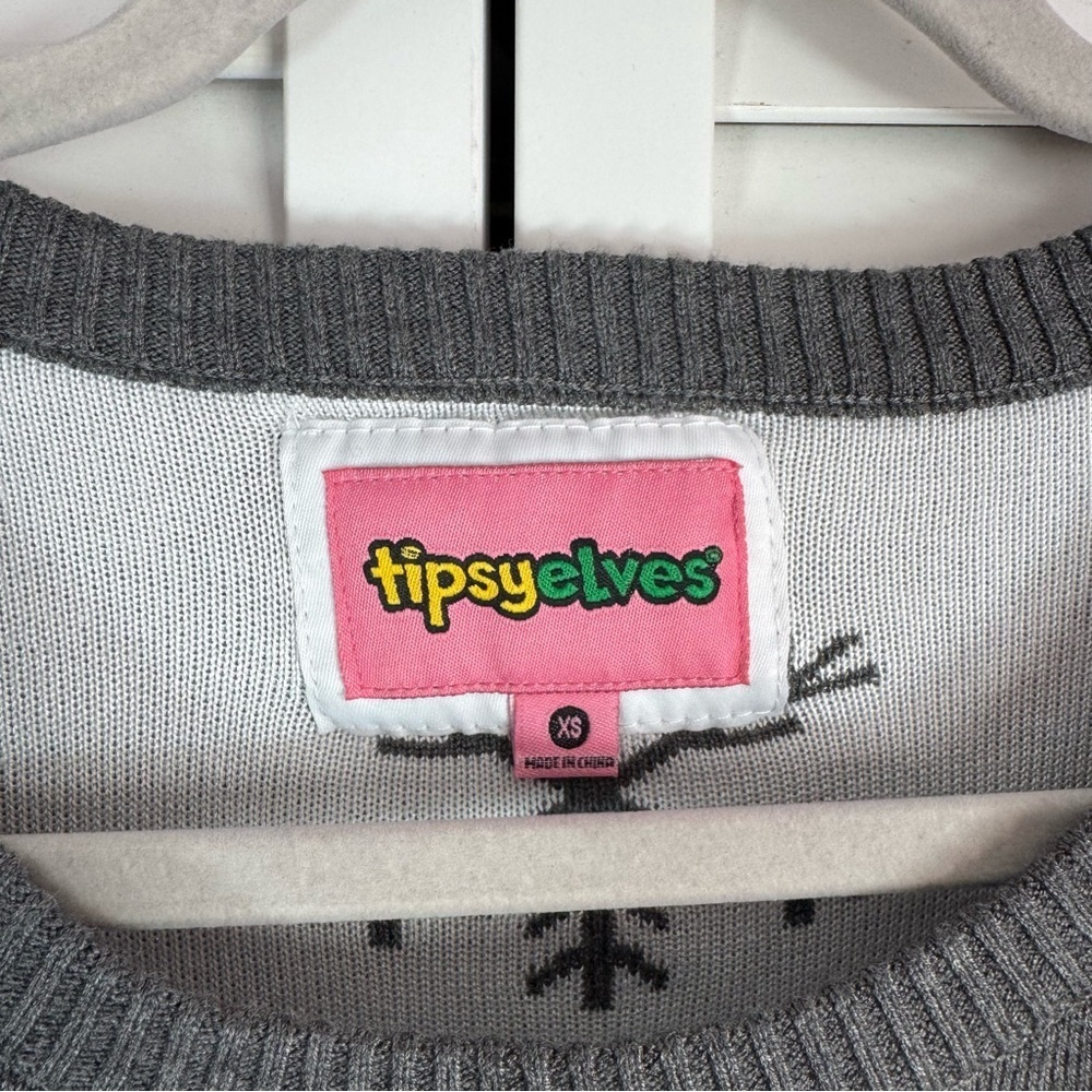 Tipsy Elves Sequin Snow Day Snowman Ugly Christmas Sweater Gray Size XS - Picture 5 of 10